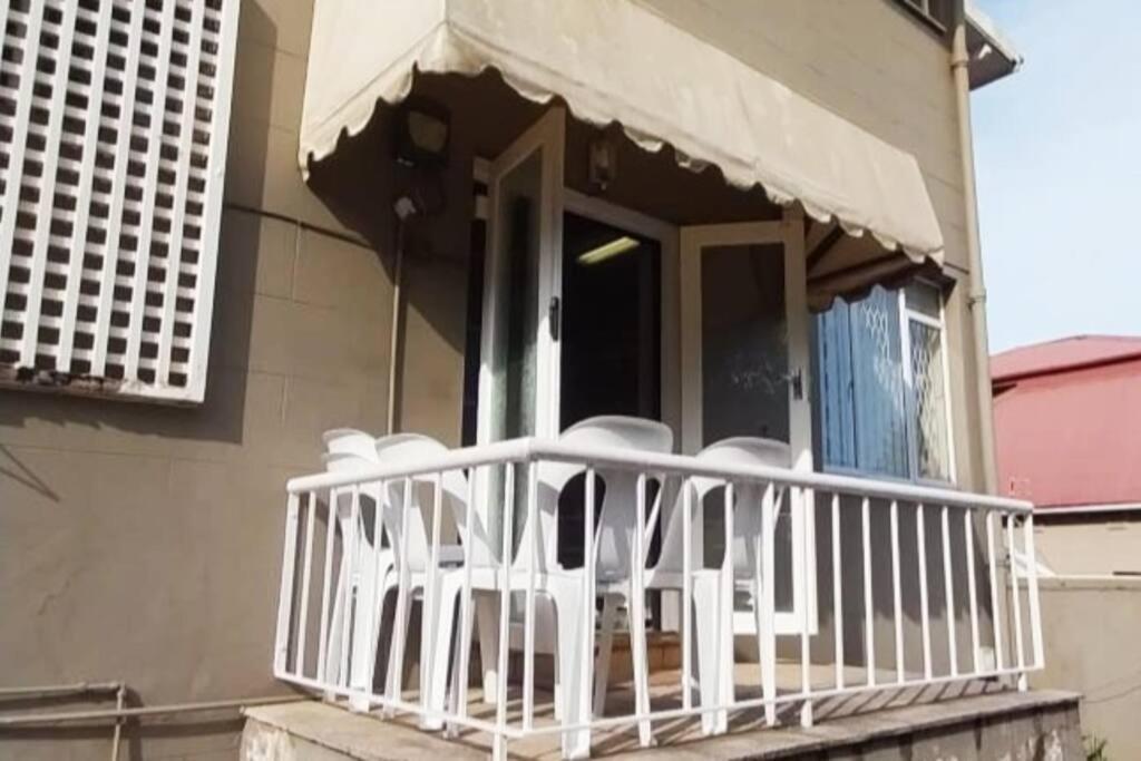 Spacious 1 Bedroom, Self Catering Apartment In Glenwood, ダーバン エクステリア 写真